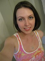nude woman from Lamont that wants a fuck buddy